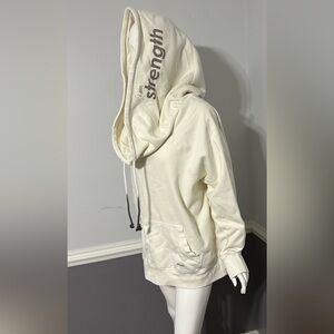 Peace Love World Sweatshirt Oversized Hoodie I Am Strength 1X Streetwear Skater